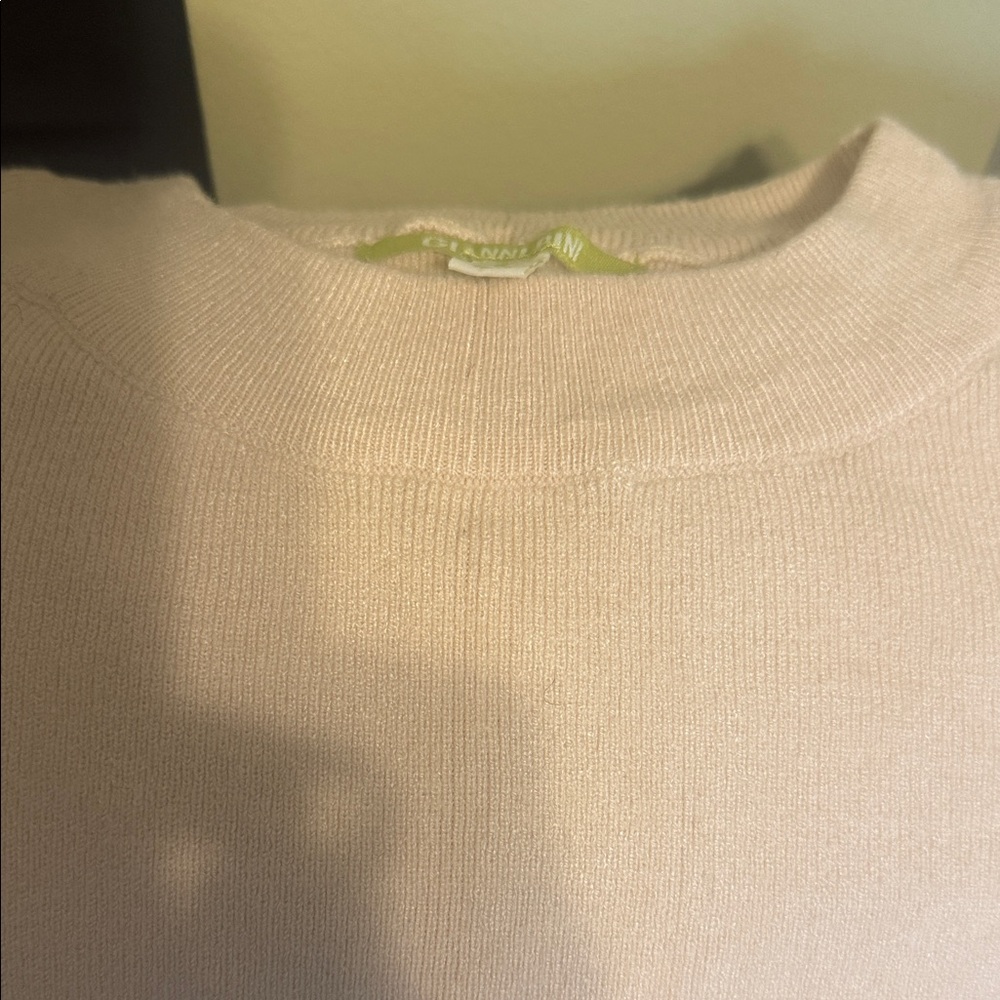 Gianni Bini Women's Soft Peach Crew Neck Sweater